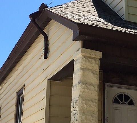 2nd image of 115 Roberts Ave