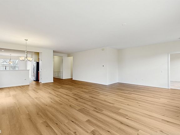 4th image of 12392 Rolling Meadows Ln