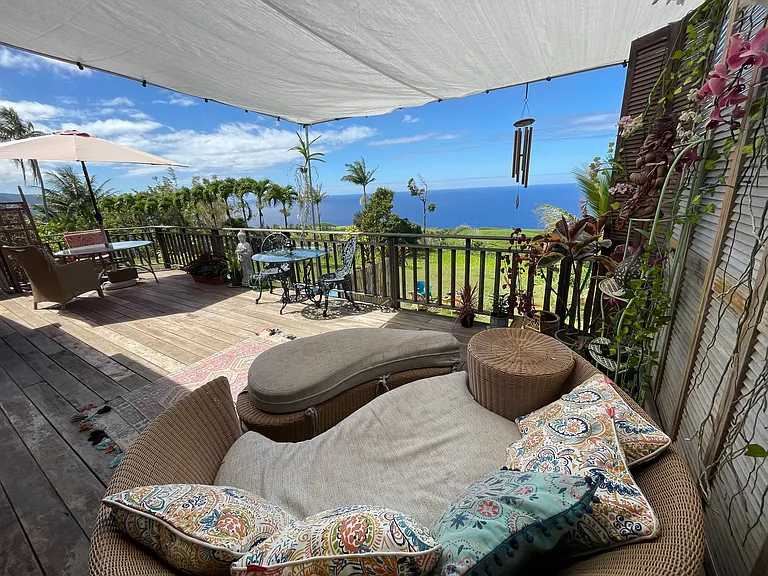 Kukuihaele Rd — Photo 20