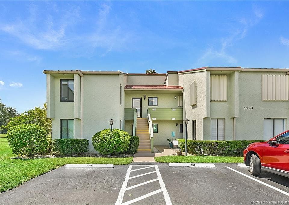 1st image of 5423 SE Miles Grant Rd Unit 201