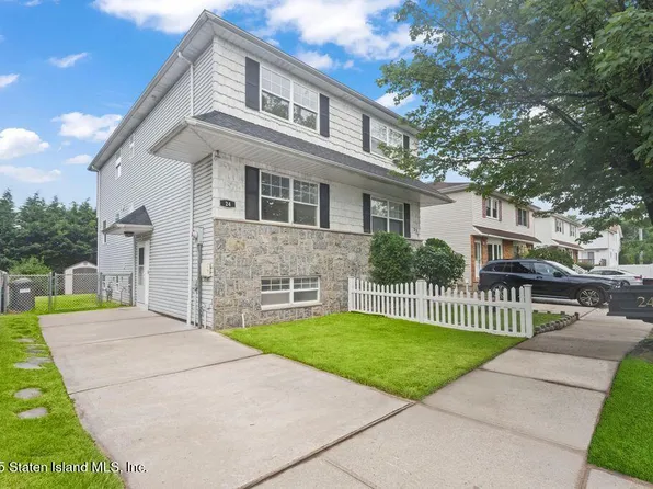 24 Astor Ave, Staten Island, NY 10314