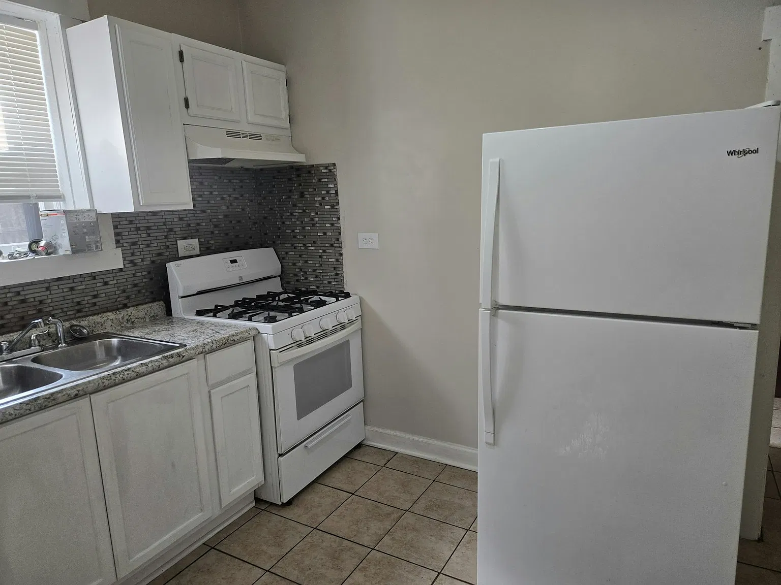 7809 South Marshfield Avenue, Unit 1 — Photo 2