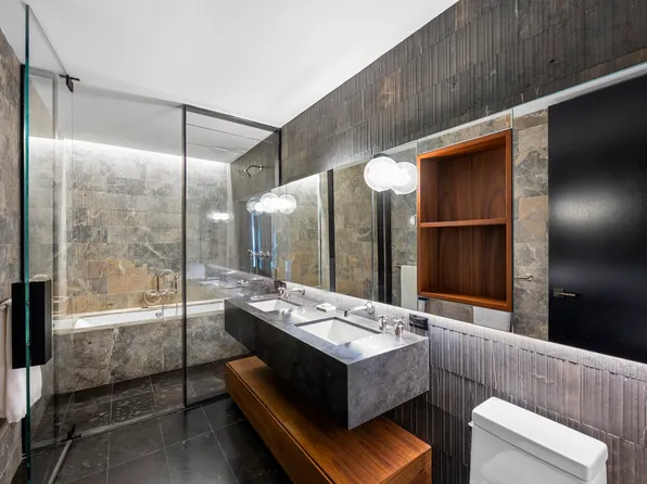 155 West 18th Street image 5 of 10