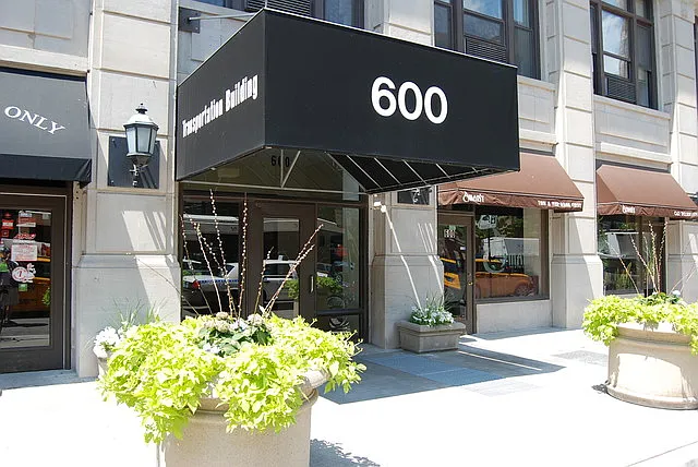 600 S Dearborn St #1303 — Photo 1