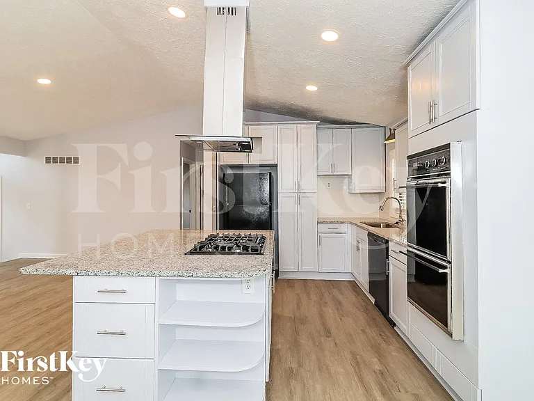 2039 Bascomb Carmel Rd — Photo 6