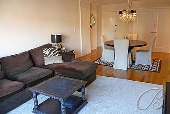 Sold by Bellmarc Realty | media 16