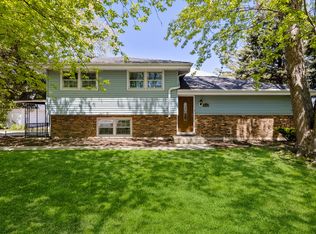3932 Liberty Blvd, Westmont, IL