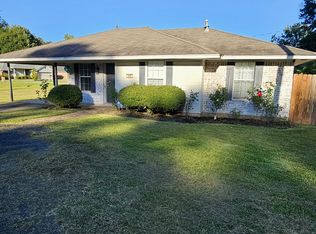 439 Red Oak Ln, Haughton, LA 71037