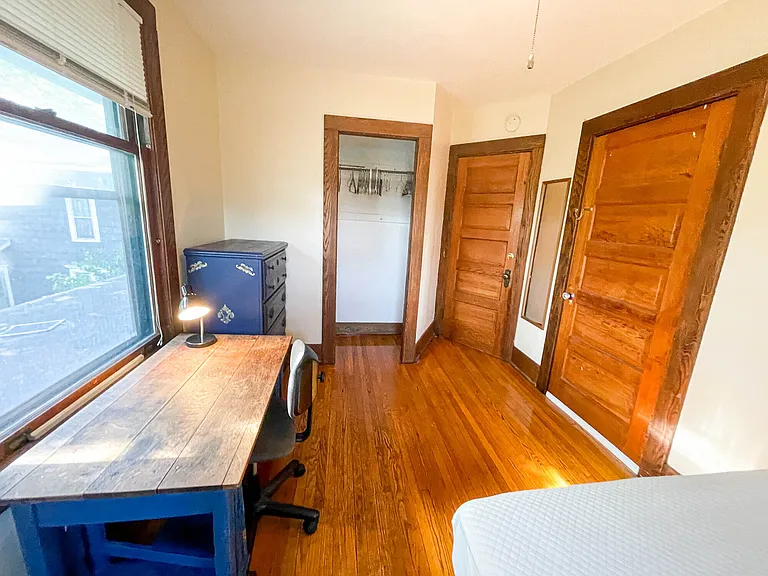 103 Spring Ln — Photo 31