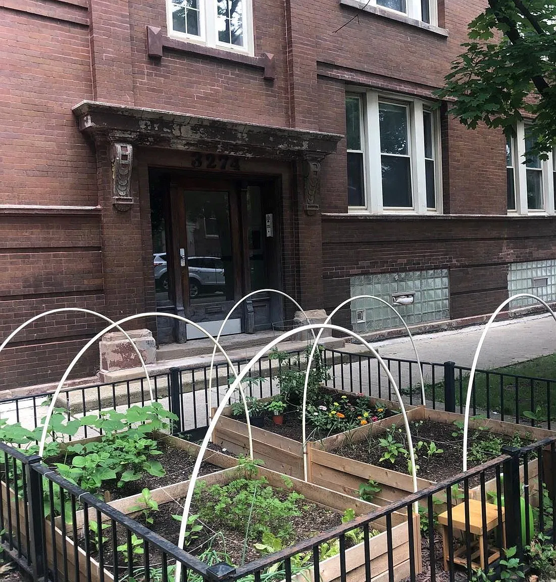 2 bed, $1,800 — Photo 3