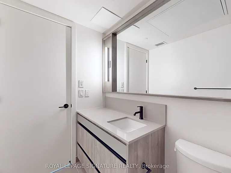 5 Lakeview Ave #203 — Photo 16