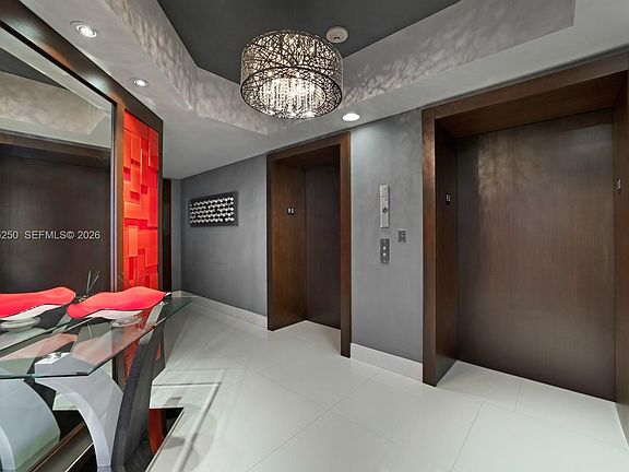 3rd image of 2711 S Ocean Dr Unit 905