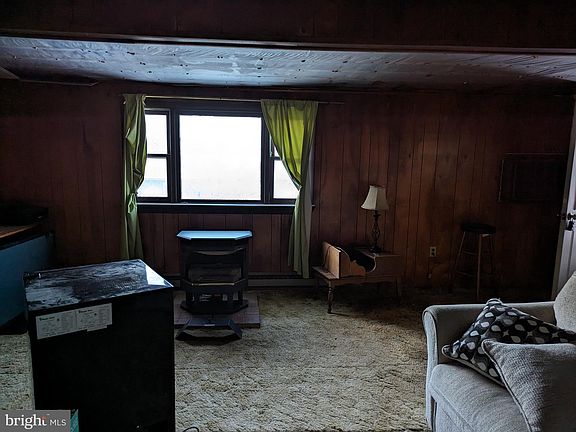 4th image of 17206 Old National Pike SW