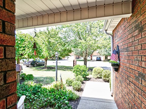 2nd image of 635 Stonetrace Dr