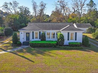 323 Curry St NE, Pelham, GA 31779