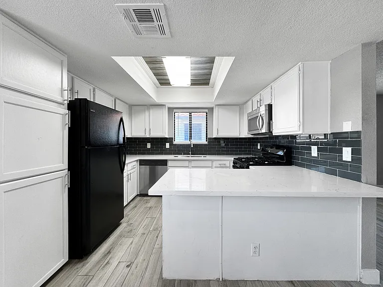 6743 W Charleston Blvd #4 — Photo 13