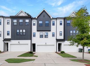 914 Waterside View Dr, Raleigh, NC 27606