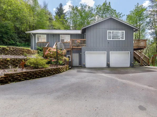 200 NE Magnolia Dr, Toledo, OR 97391