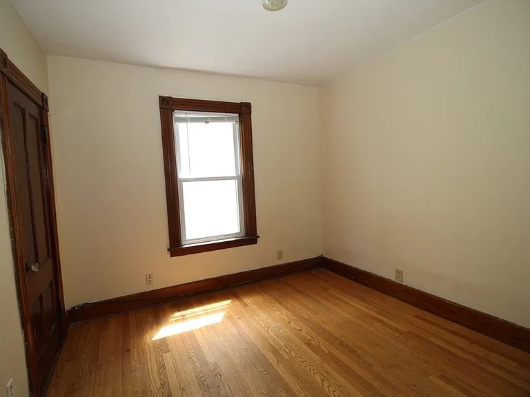 71 Ash St #1 — Photo 11