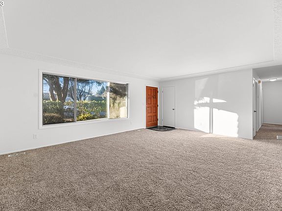 5th image of 10905 NE 11th Ave