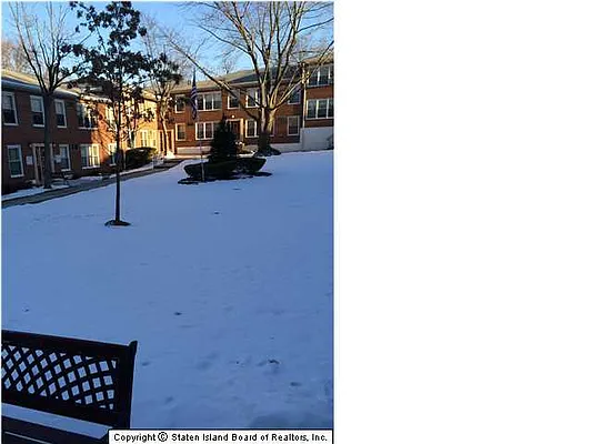 Sold by Cangiano Estates, Ltd. | media 1