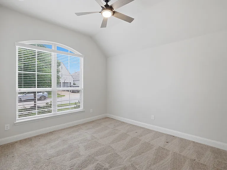 3523 Charleston Dr — Photo 23