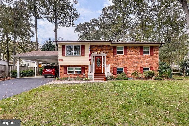 1131 Oak View Dr photo 1