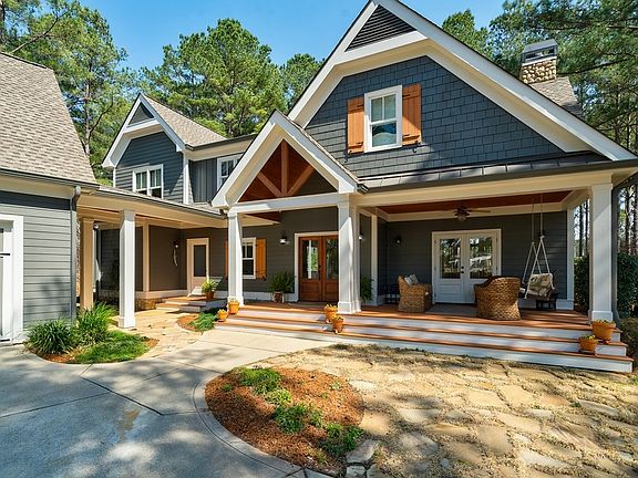 3rd image of 125 Okoni Ln