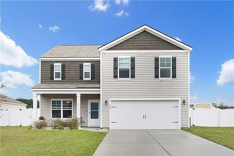 4 bed, 2.5 bath, 2429 sqft, $2,550 — Photo 2