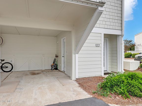 2nd image of 122 Driftwood Court
