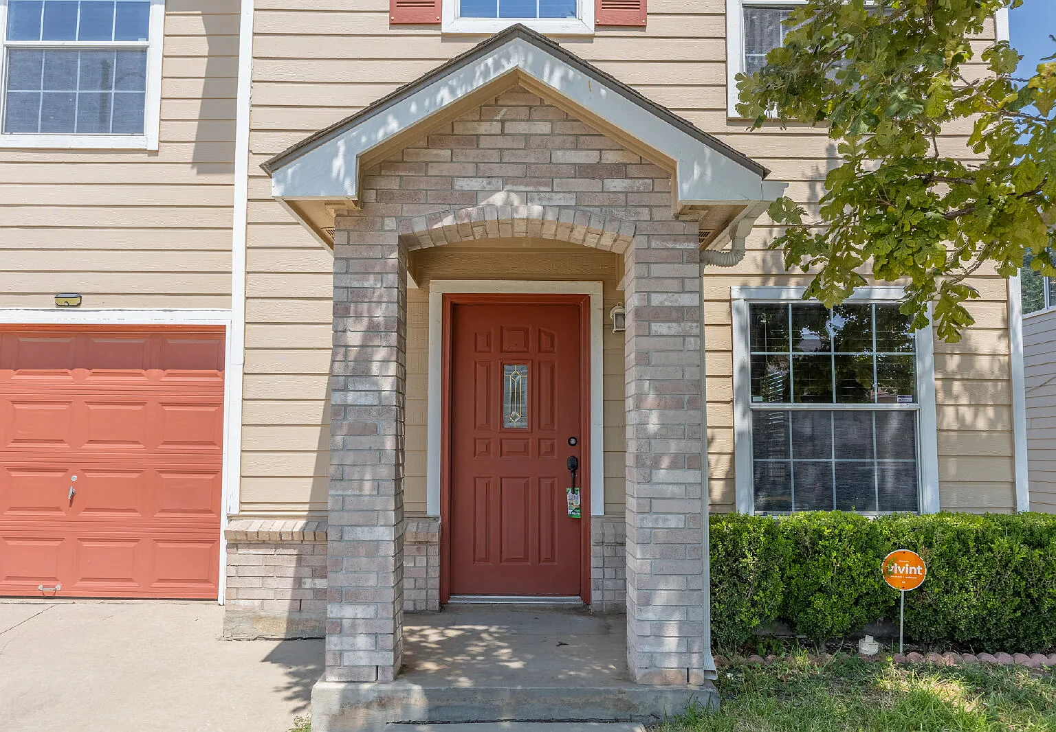 3 bed, 2.5 bath, 1507 sqft, $1,600 — Photo 3