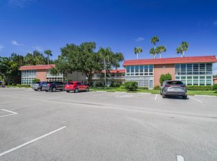 17 Vista Palm Lane #201, Vero Beach, FL 32962