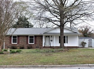 1711 Noble Pl, Greensboro, NC 27408