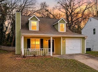 1055 Autumn Crest Ct, Stone Mountain, GA 30083