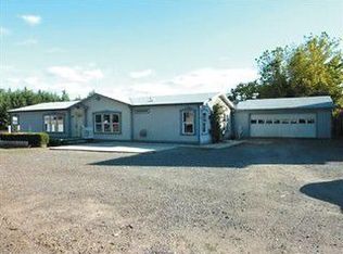 527 Freeman Rd, Central Point, OR 97502