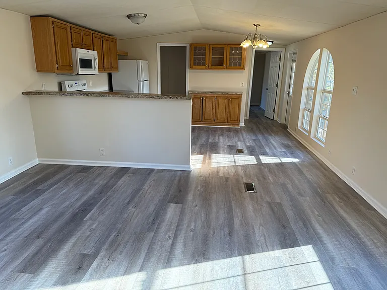 3993 Miller Dr — Photo 2