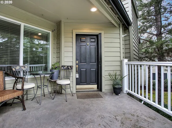 5054 Foothills Dr, Lake Oswego, OR 97034