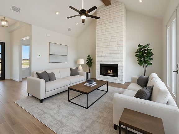 3rd image of 412 Collum Vw