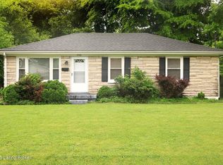 7725 Poinsettia Dr, Louisville, KY 40258