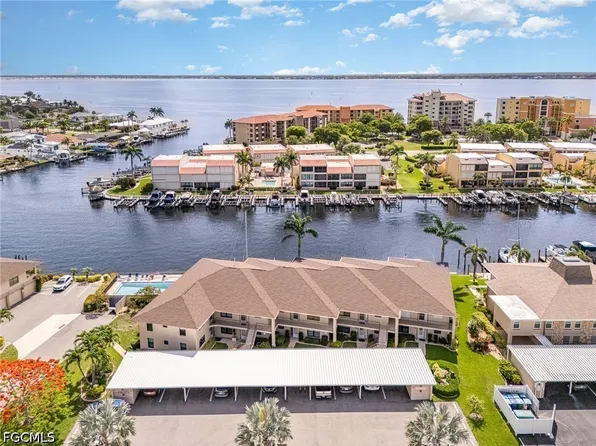 4001 SE 19th Pl APT B1, Cape Coral, FL 33904
