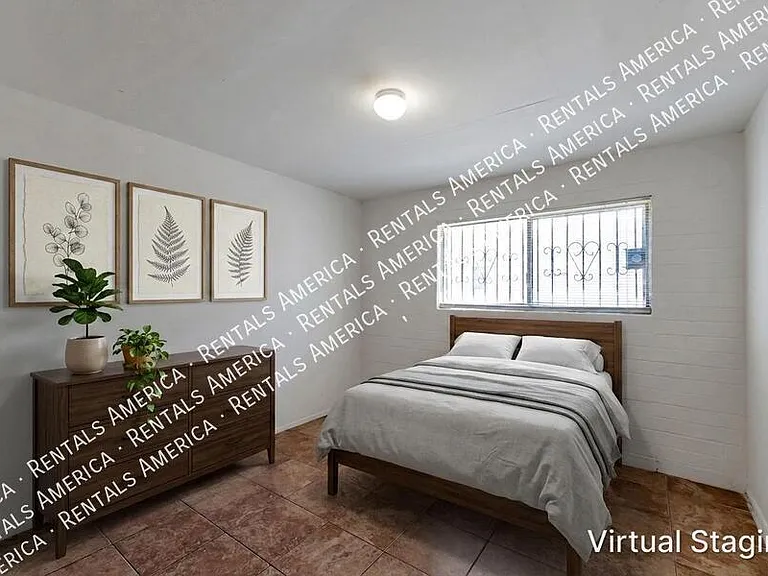 947 N Alvernon Way #11 — Photo 9