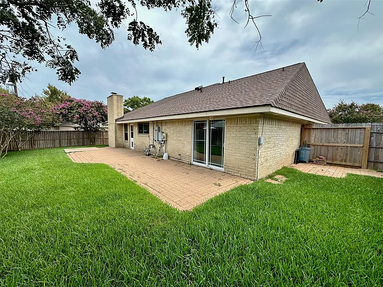 2931 Pasture Ln — Photo 41