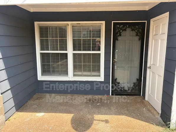 3358 Coachouse Cv, Memphis, TN 38134