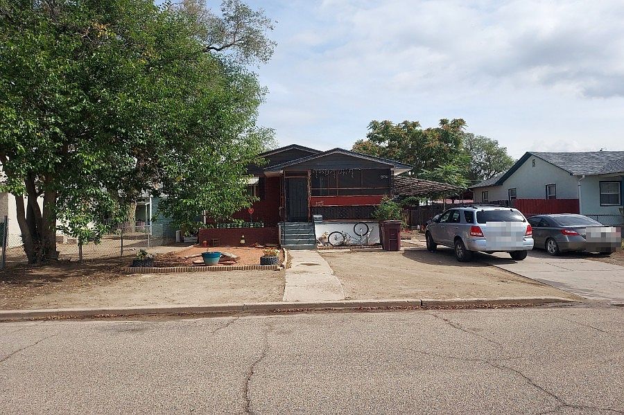 1st image of 906 Bragdon Ave