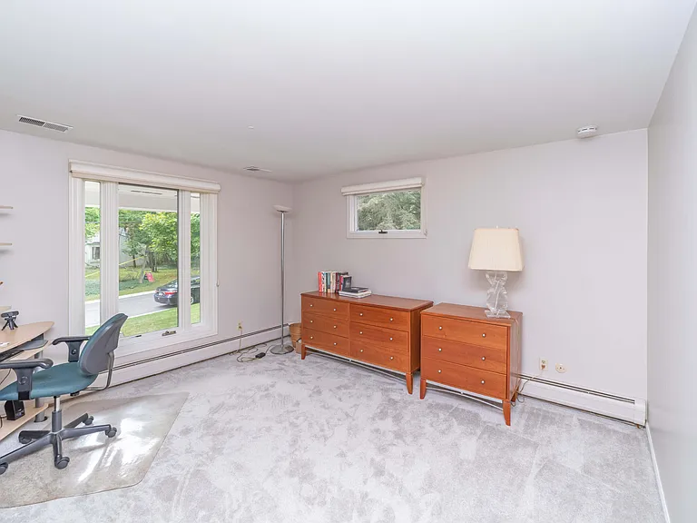 34150 Hunters Row — Photo 39