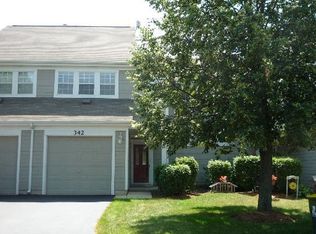 342 Wexford Ct, Carol Stream, IL 60188