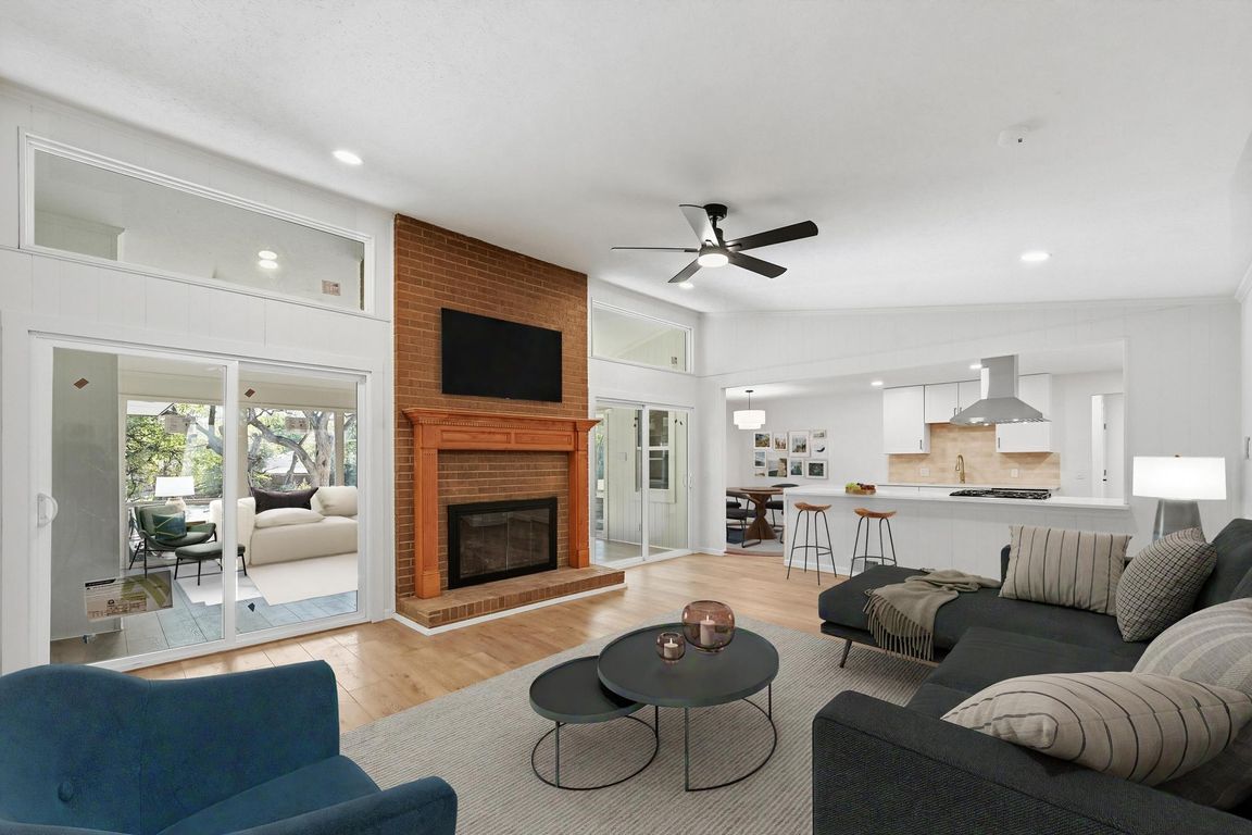 next background image