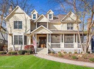 704 Maple Ave, Downers Grove, IL 60515