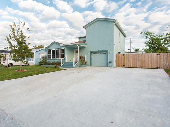 2nd image of 525 49th Ave N
