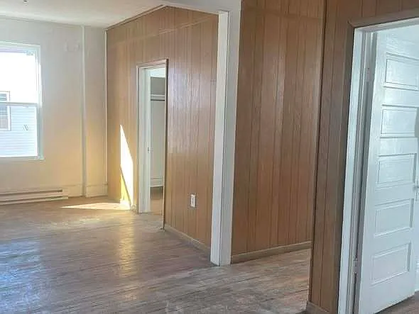 747 Mercer Street — Photo 3